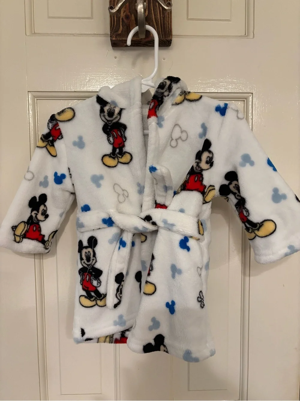 Kids White Mickey Mouse Fleece Robe - Soft Hooded Pajama Cover-up